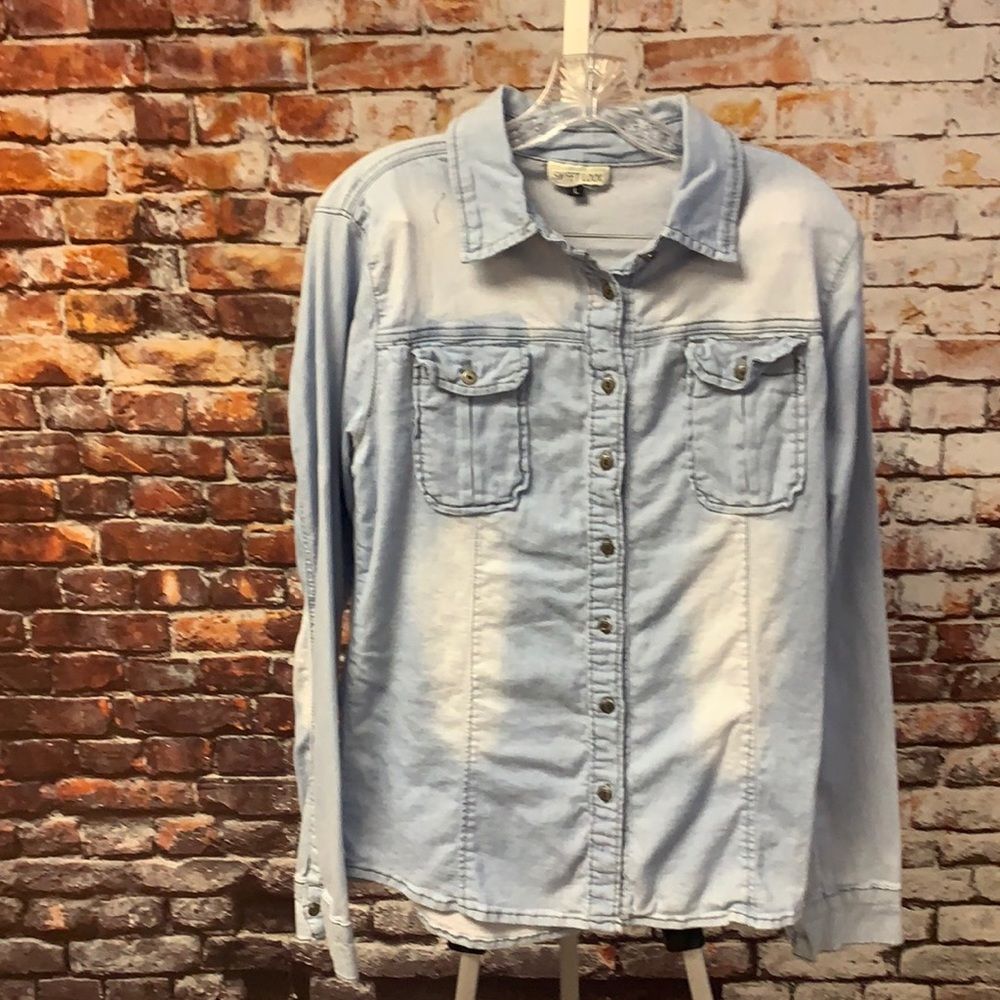 Sweet Look Button Down